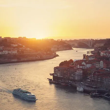 Lm Ribeira * Porto